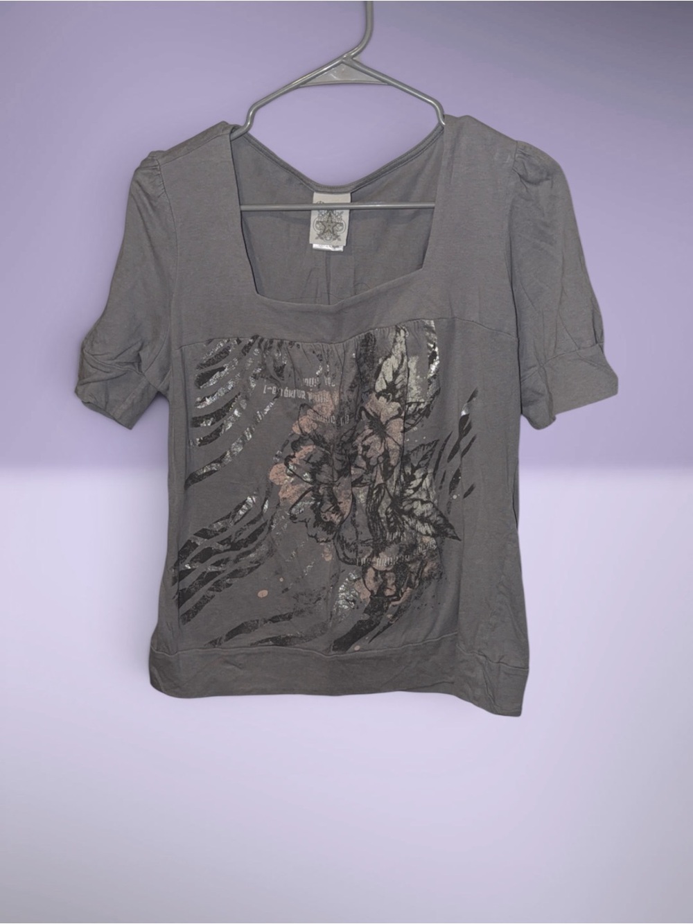 Ransom Gray Square-Neck Floral Graphic Top